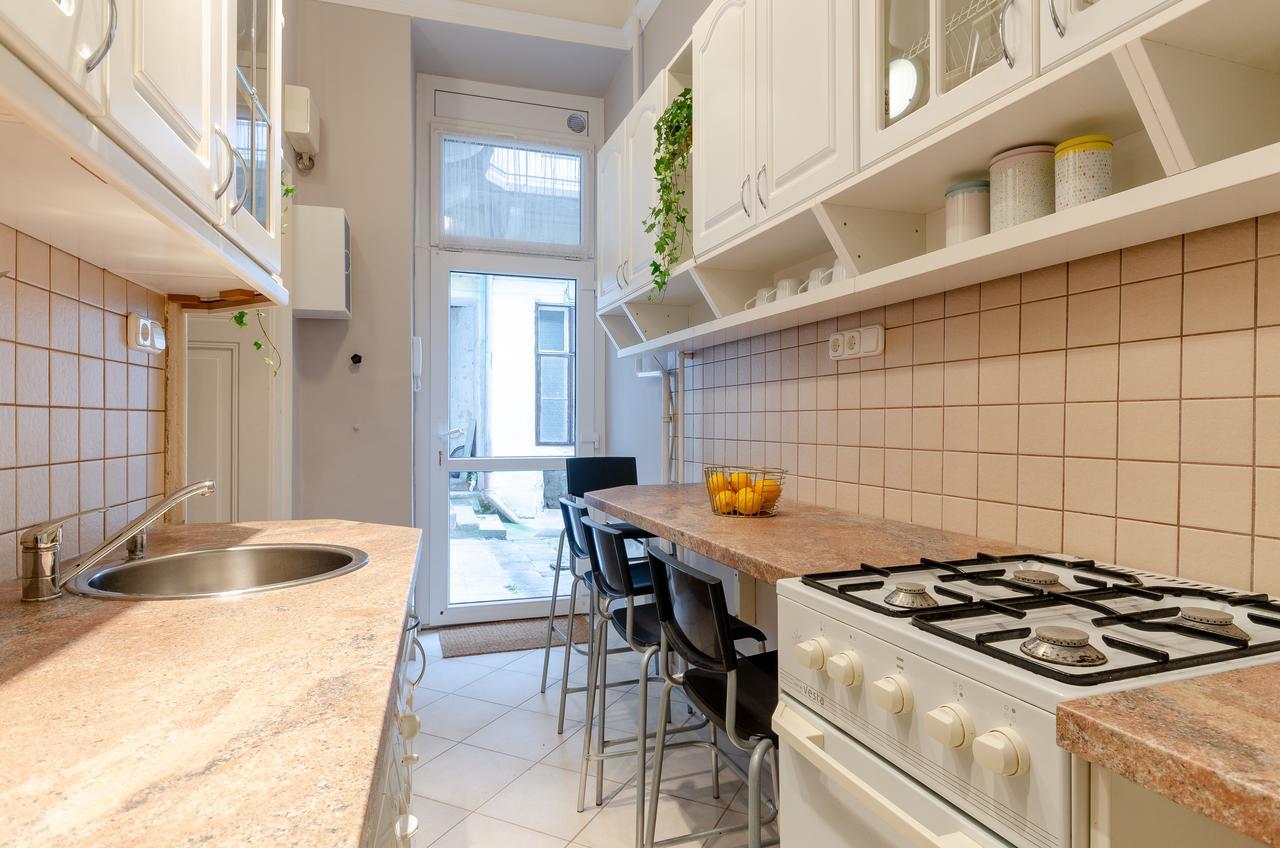 Savory Apartments Budapest Exterior photo